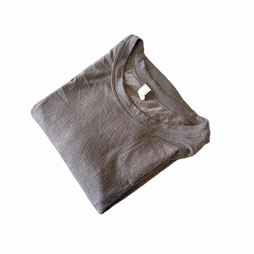 Lululemon Basic Crewneck Tee in Heather Gray Size Medium